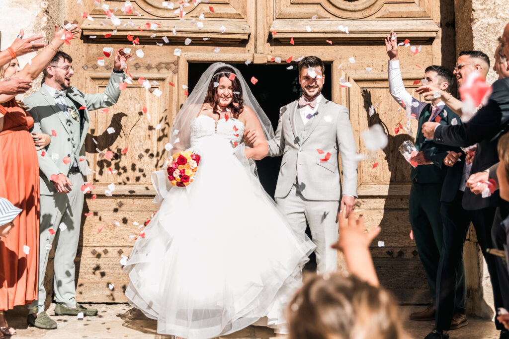 Sortie d 'église, photo de mariage